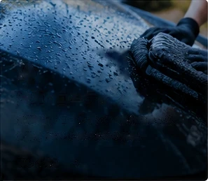洗車中のボディについた水滴